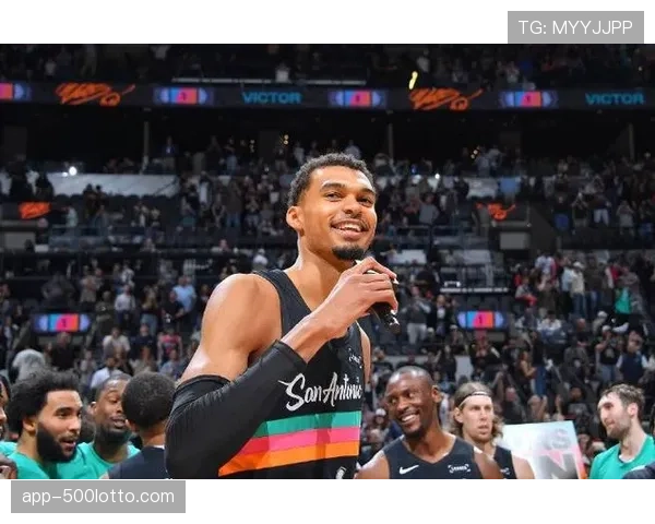 文班亚马制胜封盖，马刺终结勇士十连胜